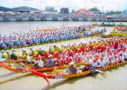 Kien Giang  Fête culturelle, sportive et touristique des Khmers